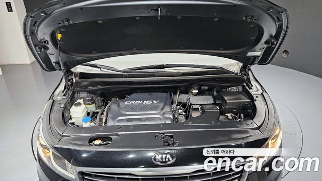 Kia Canival 2018 — photo 6
