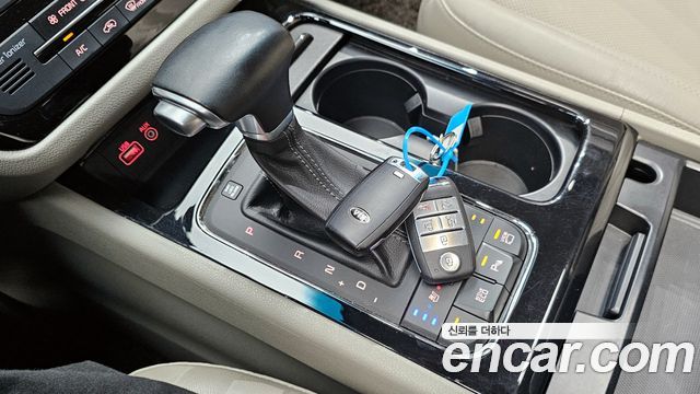 Kia Canival 2018 — photo 9