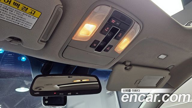 Kia Canival 2018 — photo 18