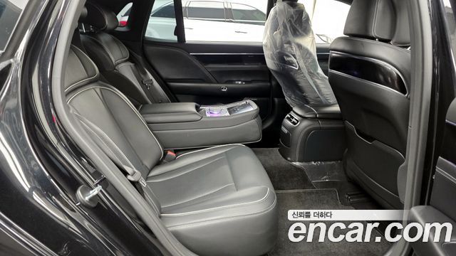 Genesis G90 2023 — photo 12
