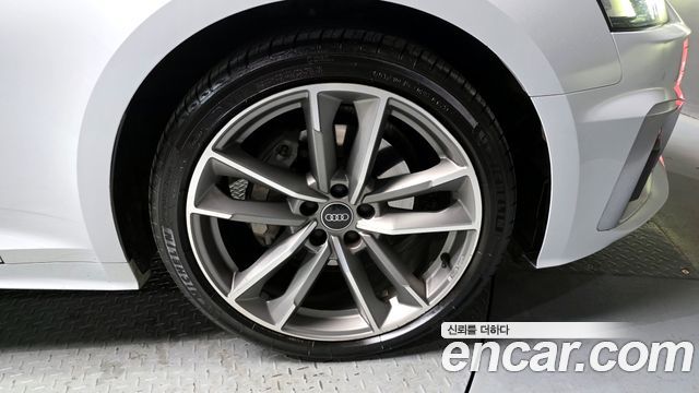 Audi A5 2021 — photo 5
