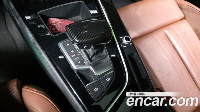 Audi A5 2021 — photo 9