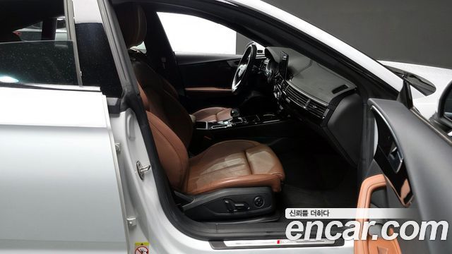 Audi A5 2021 — photo 11
