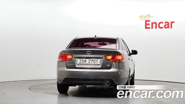 Kia Porte 2013 — photo 4