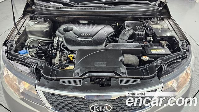 Kia Porte 2013 — photo 6