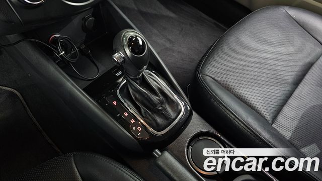 Kia Porte 2013 — photo 9