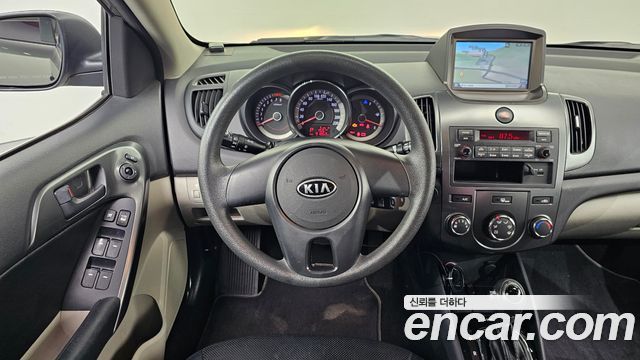 Kia Porte 2013 — photo 13