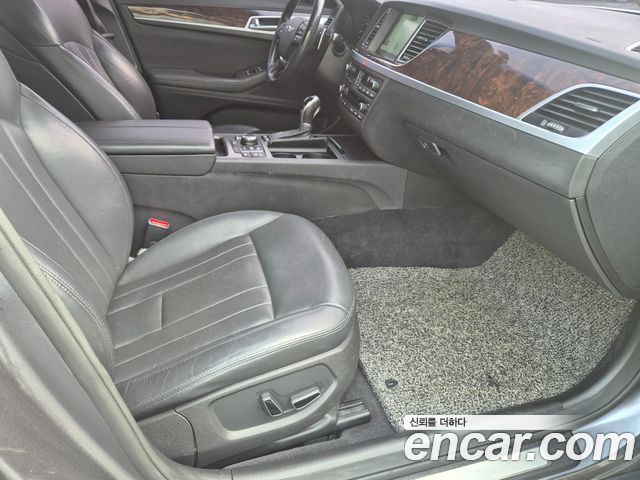 Hyundai Genesis 2015 — photo 7