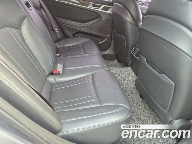 Hyundai Genesis 2015 — photo 10