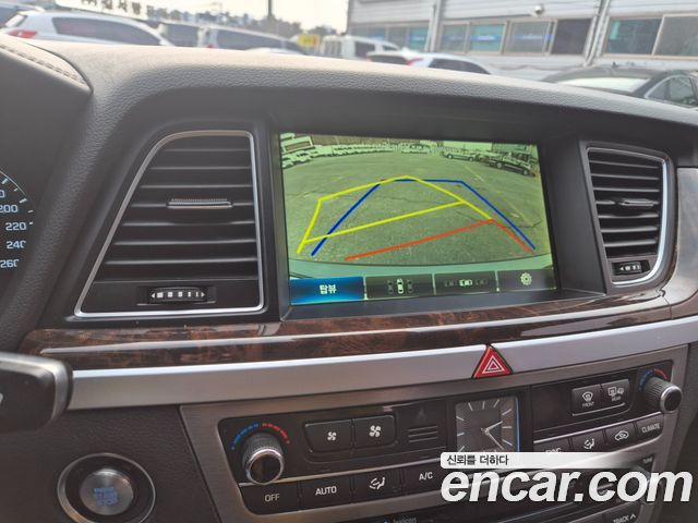 Hyundai Genesis 2015 — photo 17
