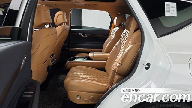 Genesis GV80 2023 — photo 12