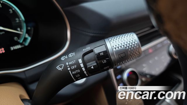 Genesis GV80 2023 — photo 16