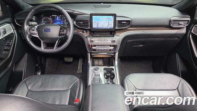Ford Explorer 2020 — photo 7