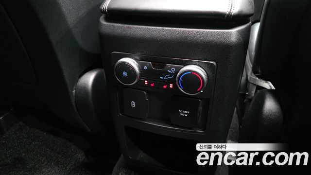 Ford Explorer 2020 — photo 18