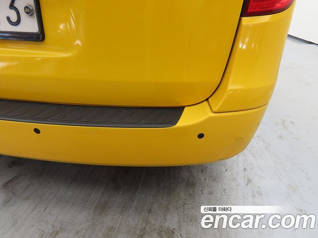 Hyundai Starex 2015 — photo 9