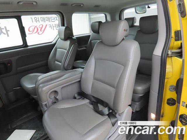 Hyundai Starex 2015 — photo 12