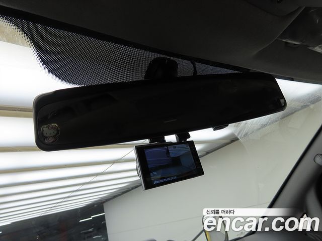 Hyundai Starex 2015 — photo 18