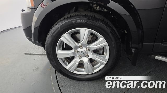 Land Rover Discovery 2013 — photo 5