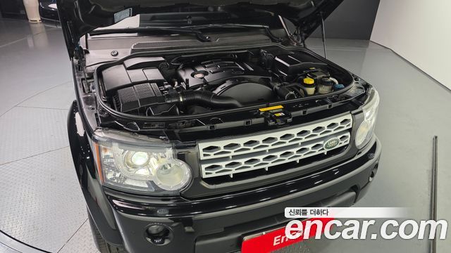 Land Rover Discovery 2013 — photo 6
