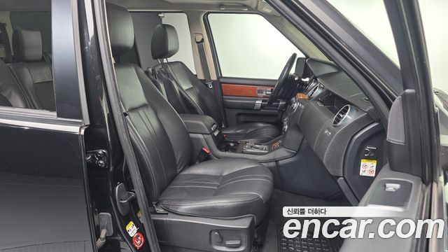 Land Rover Discovery 2013 — photo 10