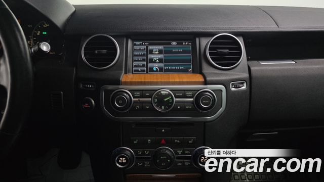 Land Rover Discovery 2013 — photo 14