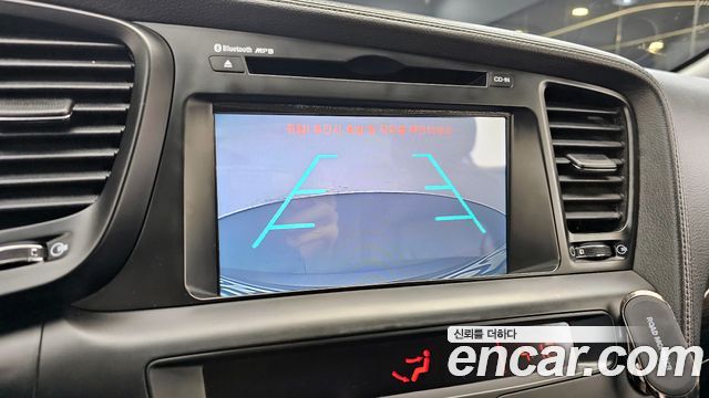 Kia K5 2011 — photo 16