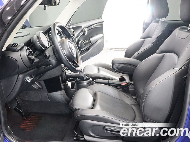 Mini Cooper 2019 — photo 14