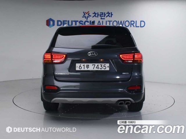 Kia Sorento 2018 — photo 4