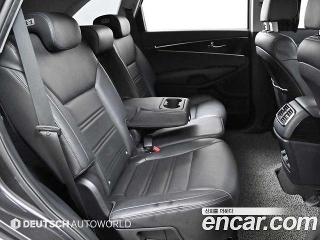 Kia Sorento 2018 — photo 12
