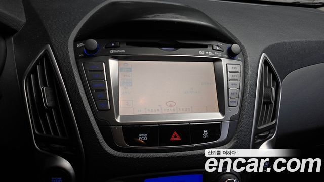 Hyundai Tucson 2011 — photo 16