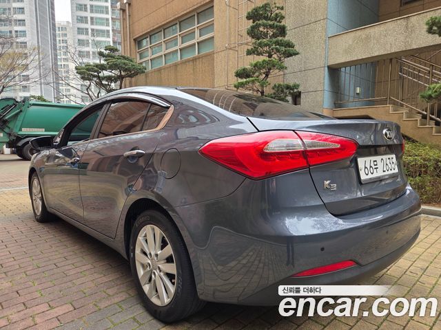 Kia K3 2015 — photo 8