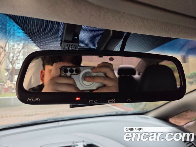 Kia K3 2015 — photo 17