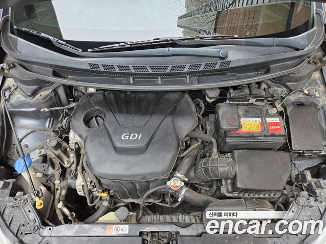 Kia K3 2015 — photo 20