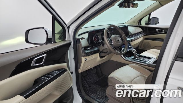 Kia Canival 2021 — photo 10