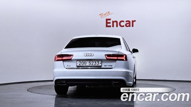 Audi A6 2018 — photo 4