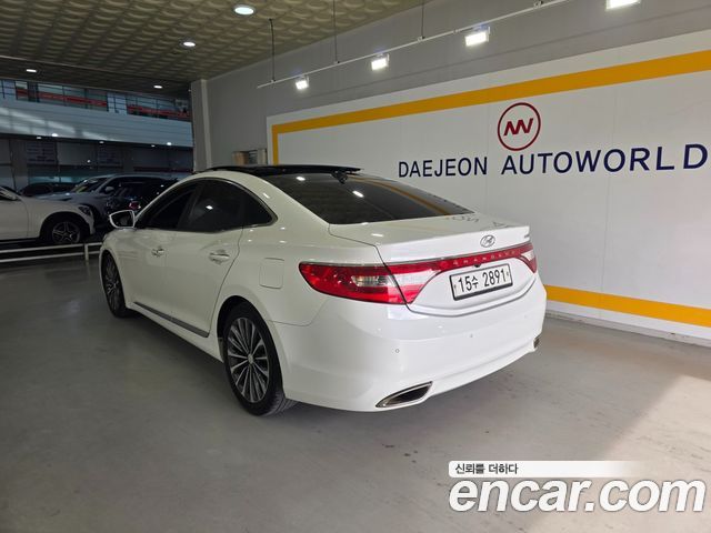 Hyundai Grandeur 2014 — photo 3