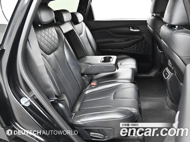Hyundai Santafe 2021 — photo 12