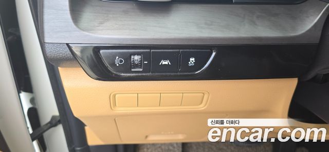 Kia Canival 2021 — photo 13