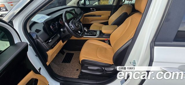 Kia Canival 2021 — photo 15