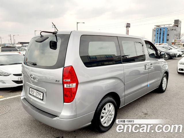 Hyundai Starex 2019 — photo 4