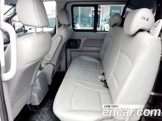 Hyundai Starex 2019 — photo 7