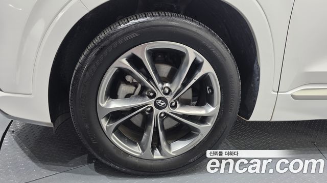 Hyundai Santafe 2019 — photo 5