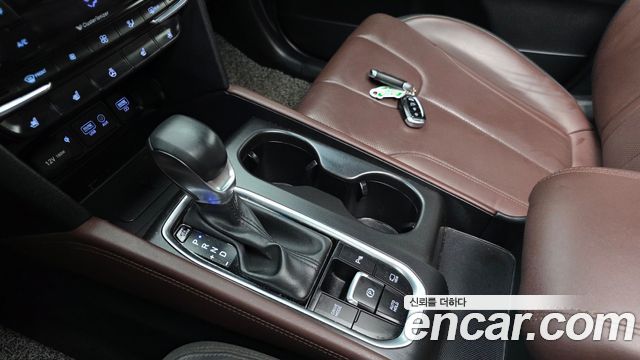 Hyundai Santafe 2019 — photo 9