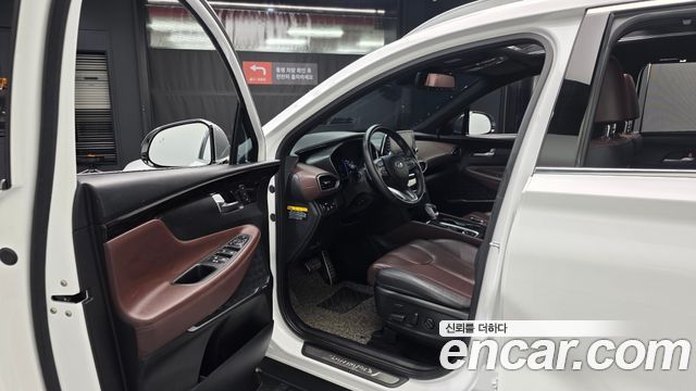 Hyundai Santafe 2019 — photo 11
