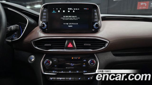 Hyundai Santafe 2019 — photo 14
