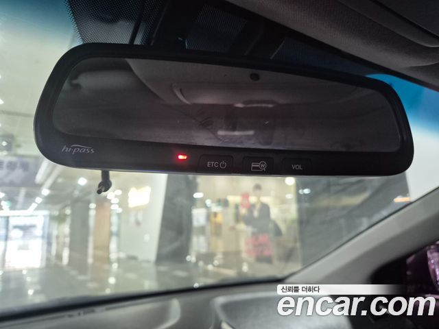 Hyundai AVANTE 2012 — photo 17
