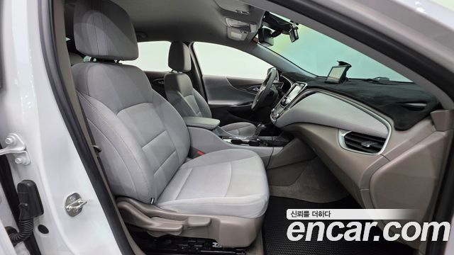 Chevrolet Korea Malibu 2018 — photo 10
