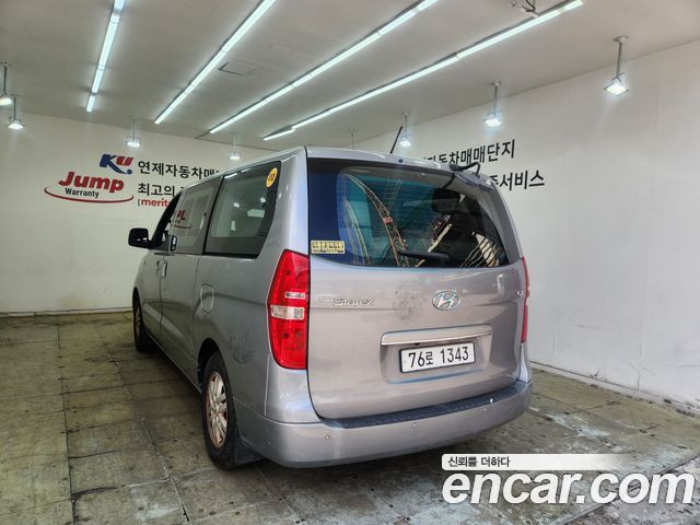 Hyundai Starex 2016 — photo 10