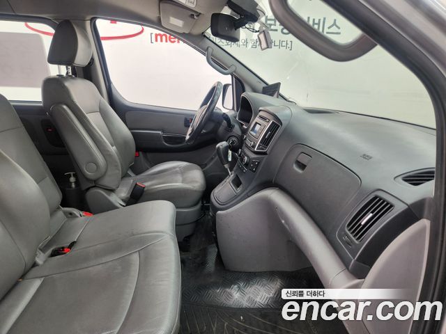 Hyundai Starex 2016 — photo 13