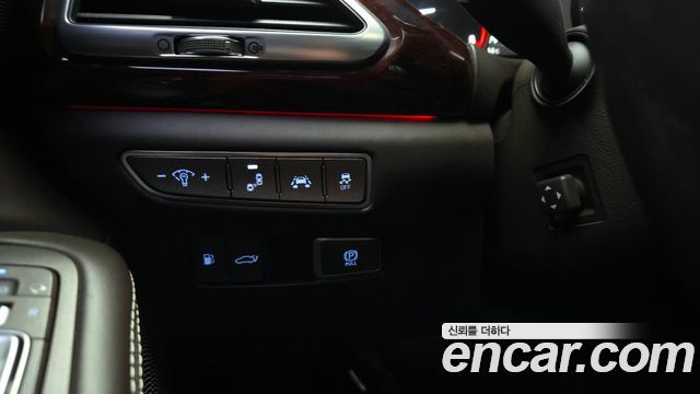 Genesis EQ900 2016 — photo 16